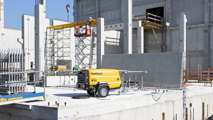 MOBILAIR M44 voor gebruik op de bouwplaats.