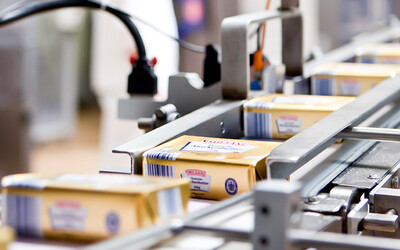 Perslucht “Made in Germany”. Zuivelfabriek Ammerland breidt uit met warmterecuperatie van KAESER.